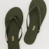 Fashion Worth Collective TKEES Lily Liners in Forest