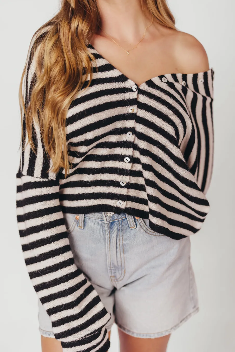 Discount Worth Collective Tommie Longer Length Short in Light Denim